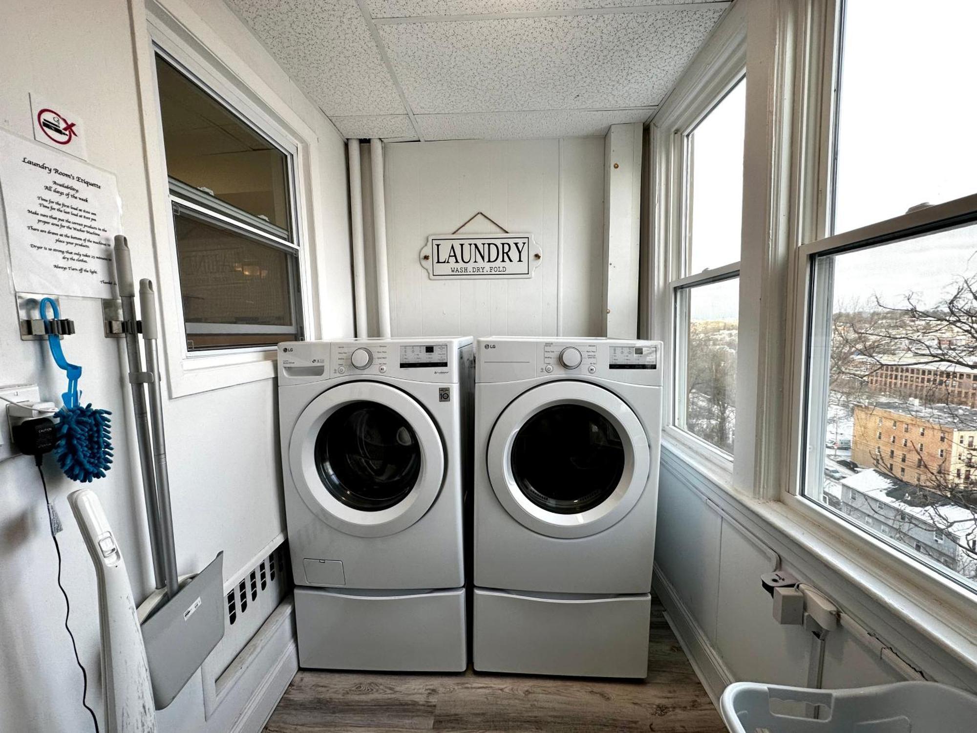 4-A Diamond In Yonkers Exterior foto