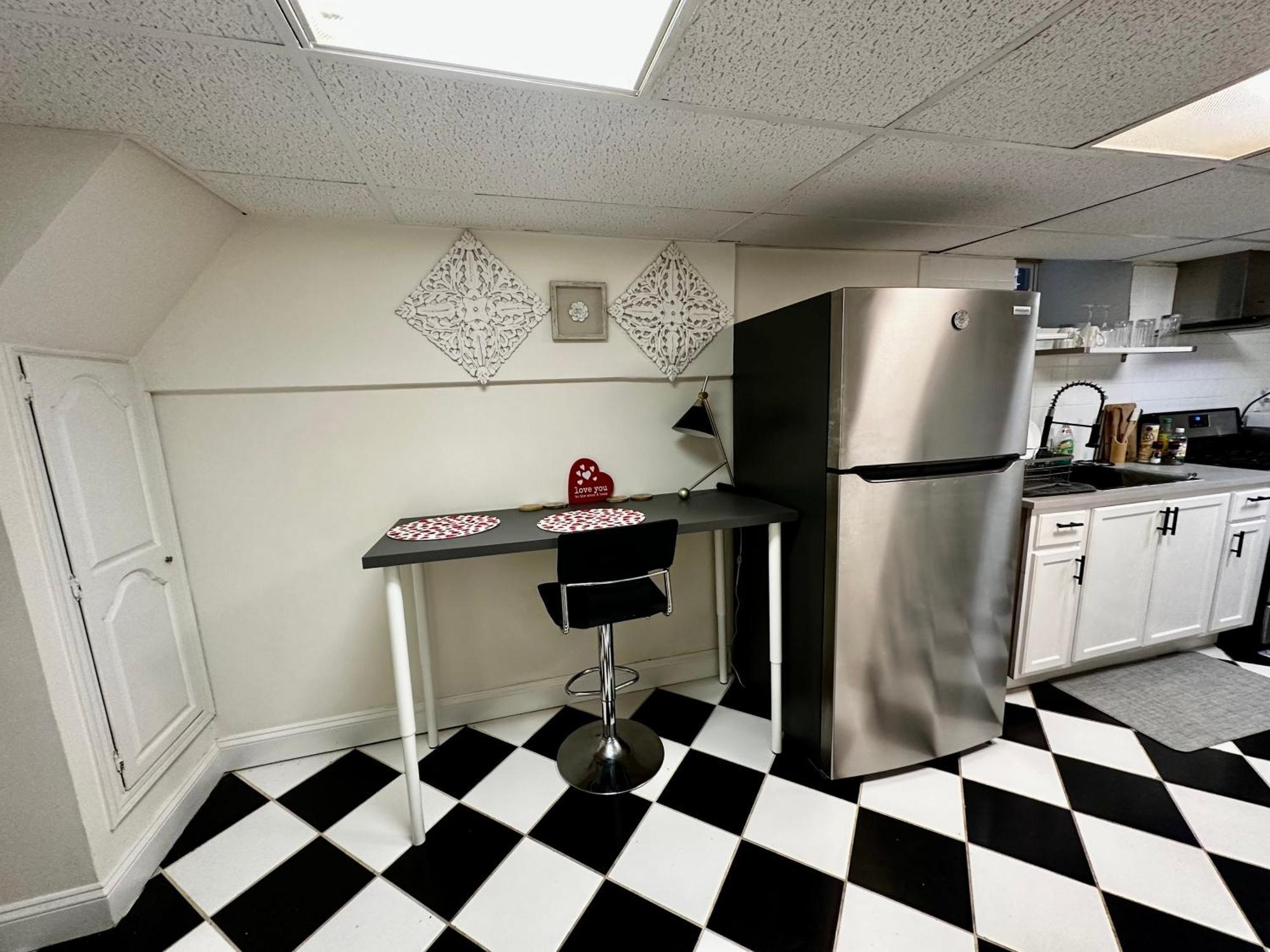 4-A Diamond In Yonkers Exterior foto